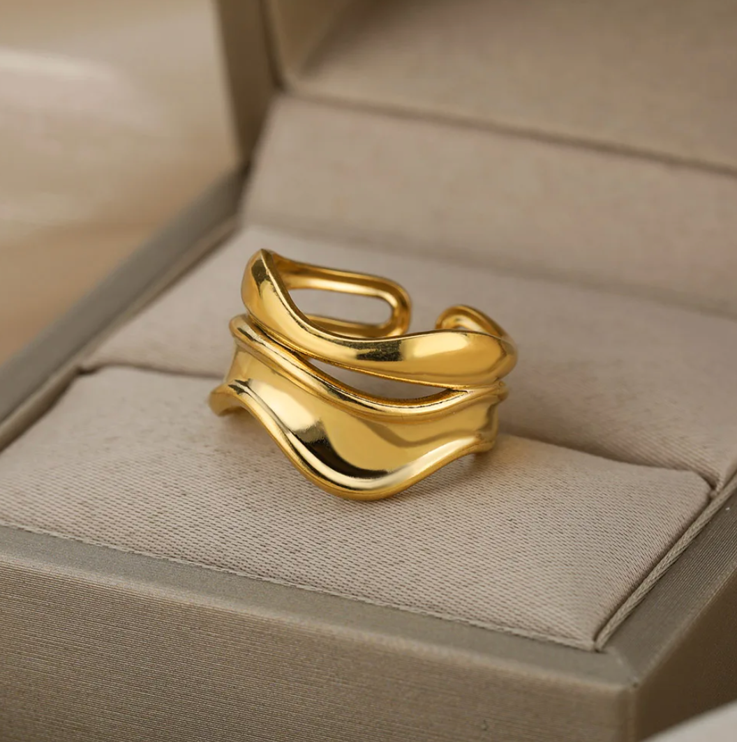 Imperial Ring in 18K Gold Plating