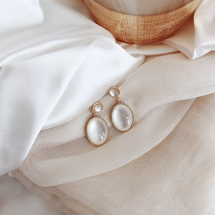 Moonstone  in Gold