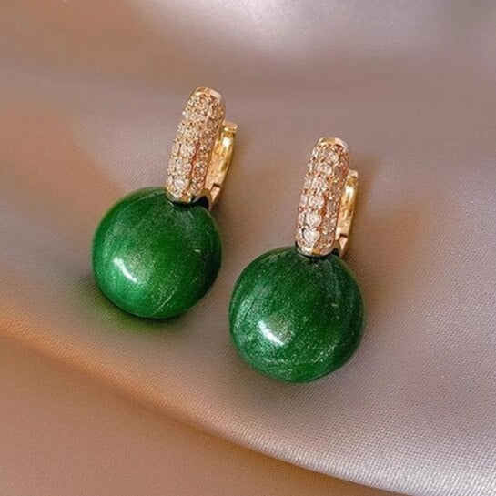 Luxury  with Green Pearl in Gold