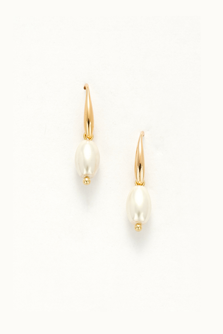Sleek Pearl Drop Earrings