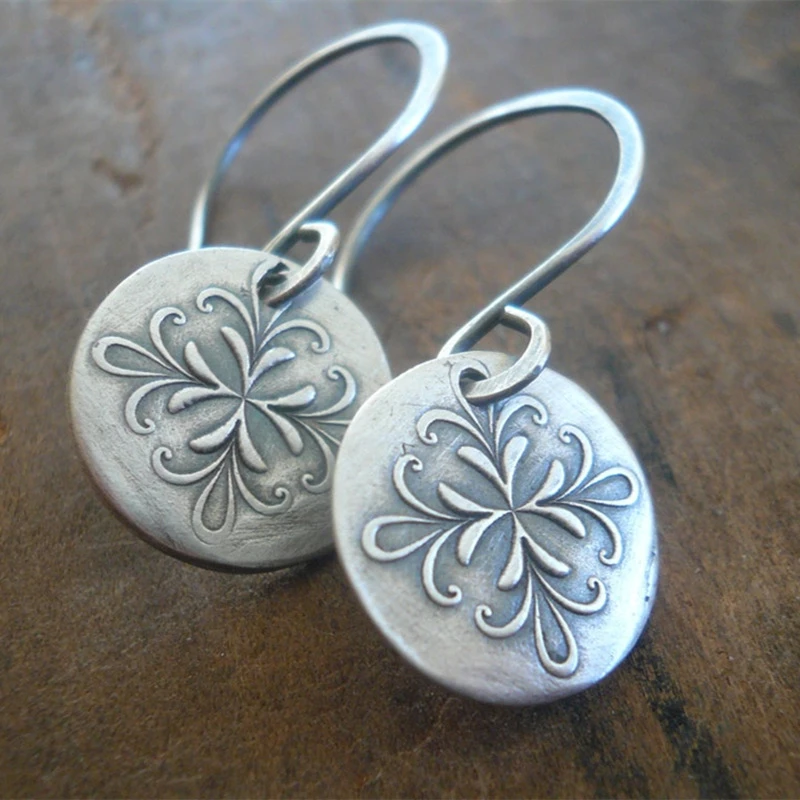Vintage Rounded Silver
