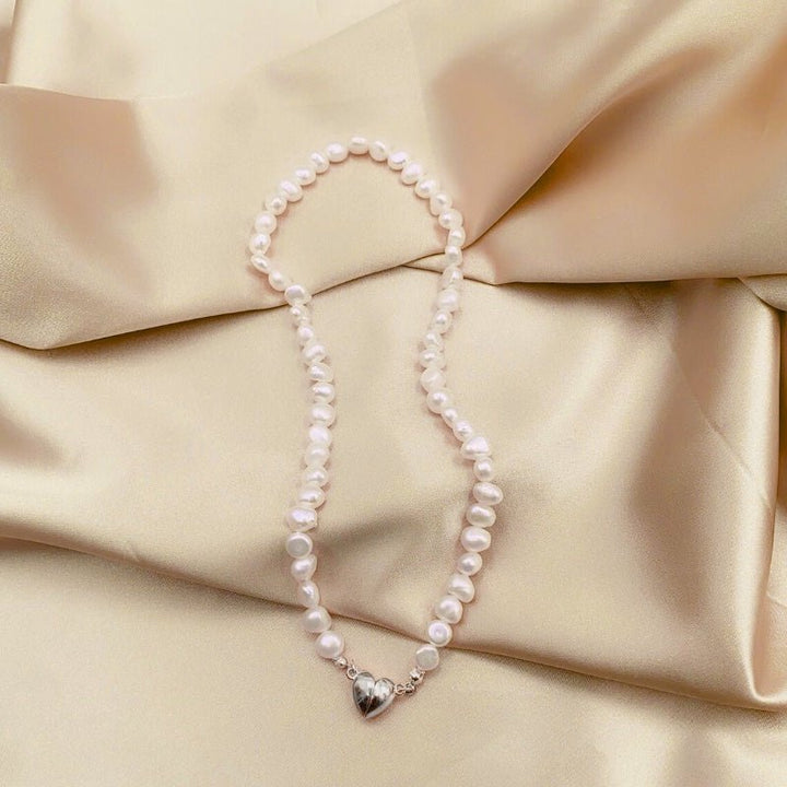 Magnetic Heart Pearl Choker Necklace and Bracelet